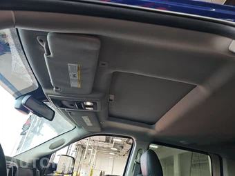 2017 Ram 2500 Laramie Crew Cab Medium Bed - miniatura 17
