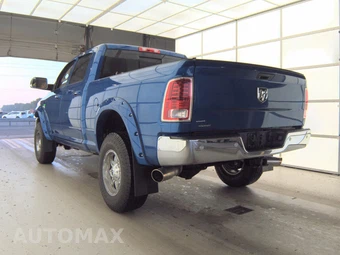 2017 Ram 2500 Laramie Crew Cab Medium Bed - miniatura 6
