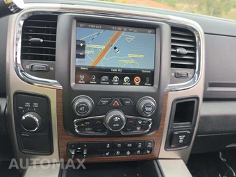 2017 Ram 2500 Laramie Crew Cab Medium Bed - miniatura 10
