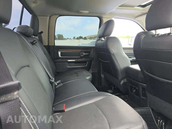 2017 Ram 2500 Laramie Crew Cab Medium Bed - miniatura 16
