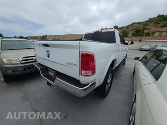 2017 Ram 2500 Laramie Crew Cab Medium Bed - miniatura 3