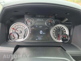 2017 Ram 2500 Laramie Crew Cab Medium Bed - miniatura 9