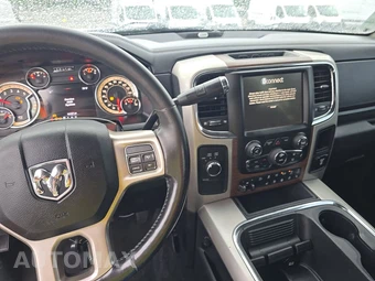 2017 Ram 2500 Laramie Crew Cab Medium Bed - miniatura 11
