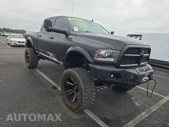 2017 Ram 2500 Laramie Crew Cab Medium Bed - miniatura 3
