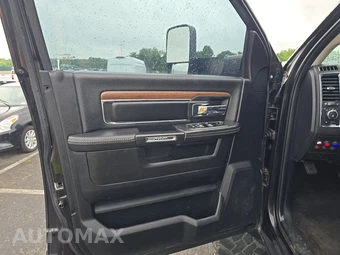2017 Ram 2500 Laramie Crew Cab Medium Bed - miniatura 9