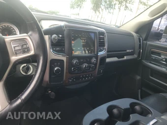 2017 Ram 2500 Laramie Crew Cab Medium Bed - miniatura 11