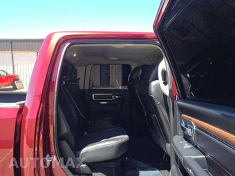 2017 Ram 2500 Laramie Crew Cab Medium Bed - miniatura 13