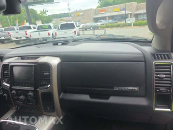 2017 Ram 2500 Laramie Extended Crew Cab Medium Bed - miniatura 19