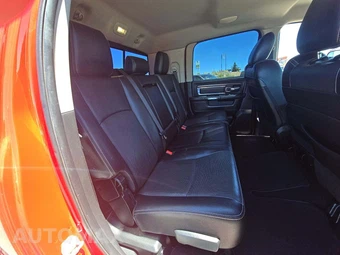 2017 Ram 2500 Laramie Extended Crew Cab Medium Bed - miniatura 16
