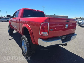 2017 Ram 2500 Laramie Extended Crew Cab Medium Bed - miniatura 2