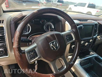 2017 Ram 2500 Laramie Extended Crew Cab Medium Bed - miniatura 10