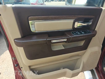 2017 Ram 2500 Laramie Extended Crew Cab Medium Bed - miniatura 9