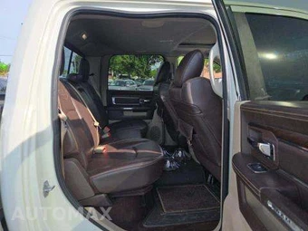2017 Ram 2500 Laramie Longhorn Crew Cab Medium Bed - miniatura 17