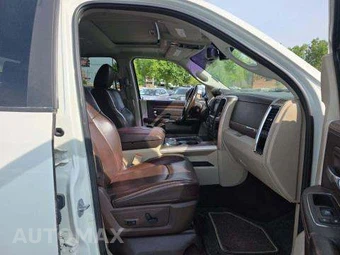 2017 Ram 2500 Laramie Longhorn Crew Cab Medium Bed - miniatura 19