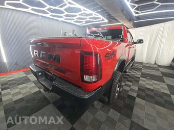 2017 Ram 2500 Power Wagon Crew Cab Medium Bed – miniatura 3