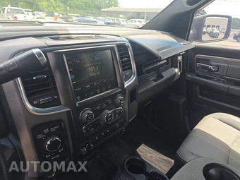 2017 Ram 2500 Power Wagon Crew Cab Medium Bed - miniatura 17