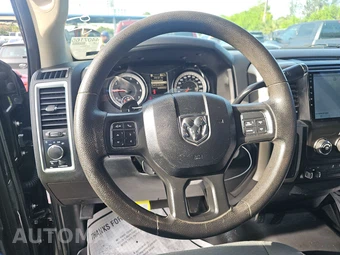 2017 Ram 2500 SLT Crew Cab Medium Bed - miniatura 10
