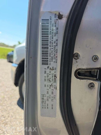 2017 Ram 2500 Tradesman Crew Cab Long Bed - miniatura 2