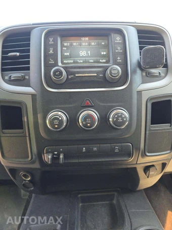 2017 Ram 2500 Tradesman Crew Cab Long Bed – miniatura 10