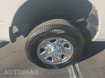 2017 Ram 2500 Tradesman Crew Cab Long Bed - miniatura 10