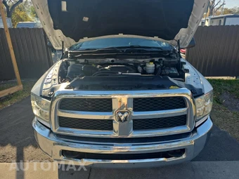 2017 Ram 2500 Tradesman Crew Cab Long Bed - miniatura 18