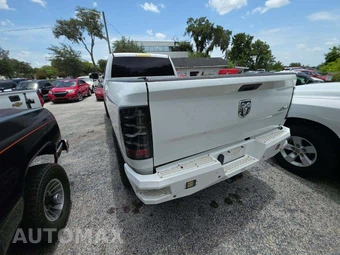 2017 Ram 2500 Tradesman Crew Cab Long Bed – miniatura 2