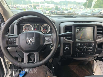 2017 Ram 2500 Tradesman Crew Cab Medium Bed – miniatura 10