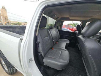 2017 Ram 2500 Tradesman Crew Cab Medium Bed – miniatura 16