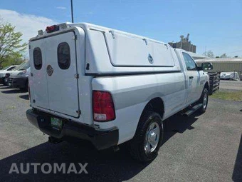 2017 Ram 2500 Tradesman Regular Cab Long Bed – miniatura 3