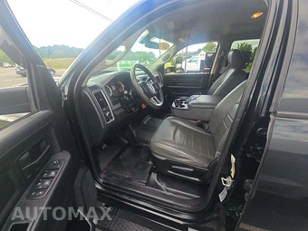 2017 Ram 3500 Cab Chassis Tradesman Crew Cab DRW - miniatura 6