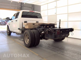 2017 Ram 3500 Cab Chassis Tradesman Crew Cab DRW - miniatura 6