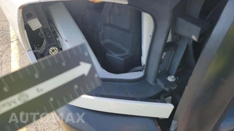 2017 Ram 3500 Cab Chassis Tradesman Regular Cab DRW - miniatura 34