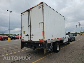 2017 Ram 3500 Cab Chassis Tradesman Regular Cab DRW - miniatura 4