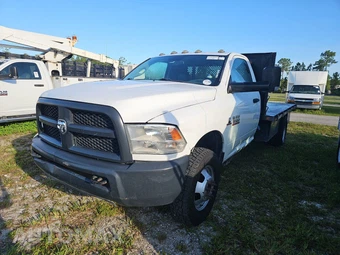 2017 Ram 3500 Cab Chassis Tradesman Regular Cab DRW - samochód z USA z aukcji Manheim, oferta Kup Teraz w AUTOMAX