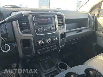 2017 Ram 3500 Cab Chassis Tradesman Regular Cab DRW - miniatura 11