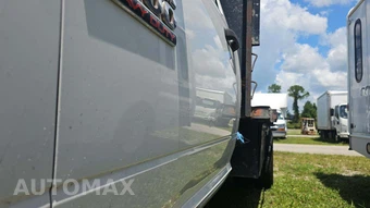 2017 Ram 3500 Cab Chassis Tradesman Regular Cab DRW - miniatura 27