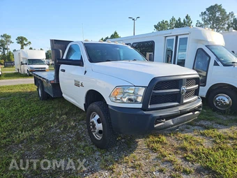 2017 Ram 3500 Cab Chassis Tradesman Regular Cab DRW - miniatura 3