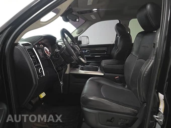 2017 Ram 3500 Laramie Crew Cab Medium Bed - miniatura 7