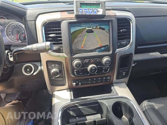 2017 Ram 3500 Laramie Crew Cab Medium Bed - miniatura 7
