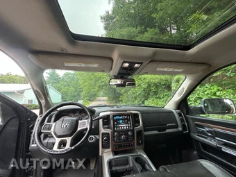 2017 Ram 3500 Laramie Crew Cab Medium Bed - miniatura 20