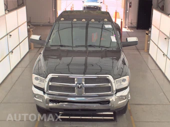2017 Ram 3500 Laramie Extended Crew Cab Medium Bed DRW - miniatura 2