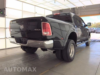 2017 Ram 3500 Laramie Extended Crew Cab Medium Bed DRW - miniatura 4