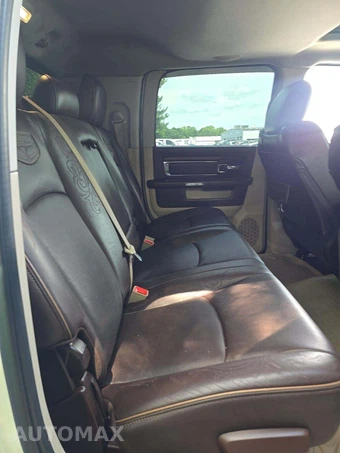 2017 Ram 3500 Laramie Longhorn Extended Crew Cab Medium Bed DRW - miniatura 16