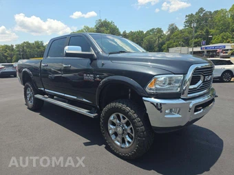 2017 Ram 3500 Limited Crew Cab Medium Bed – miniatura 4
