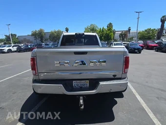 2017 Ram 3500 Limited Extended Crew Cab Medium Bed DRW – miniatura 4