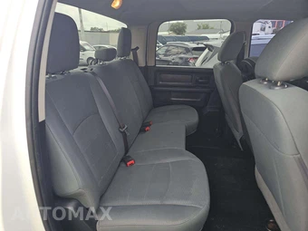 2017 Ram 3500 Tradesman Crew Cab Long Bed DRW - miniatura 16