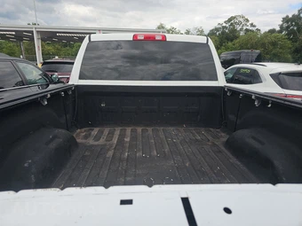 2017 Ram 3500 Tradesman Crew Cab Medium Bed - miniatura 16