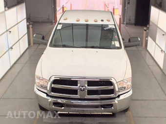 2017 Ram 3500 Tradesman Crew Cab Medium Bed - miniatura 2
