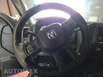 2017 Ram 3500 Tradesman Crew Cab Medium Bed - miniatura 10