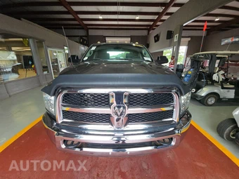 2017 Ram 3500 Tradesman Crew Cab Medium Bed - miniatura 2